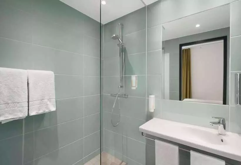 هتل Super 8 By Wyndham Munich City West