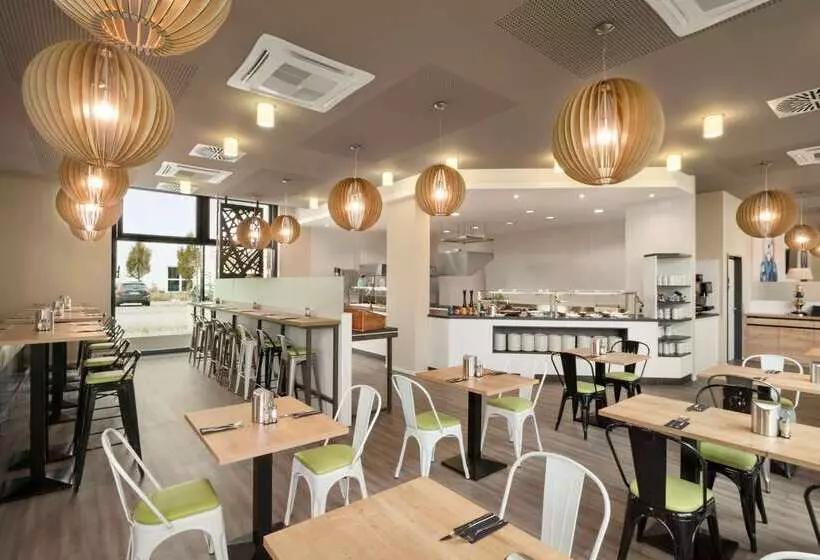 هتل Super 8 By Wyndham Munich City West