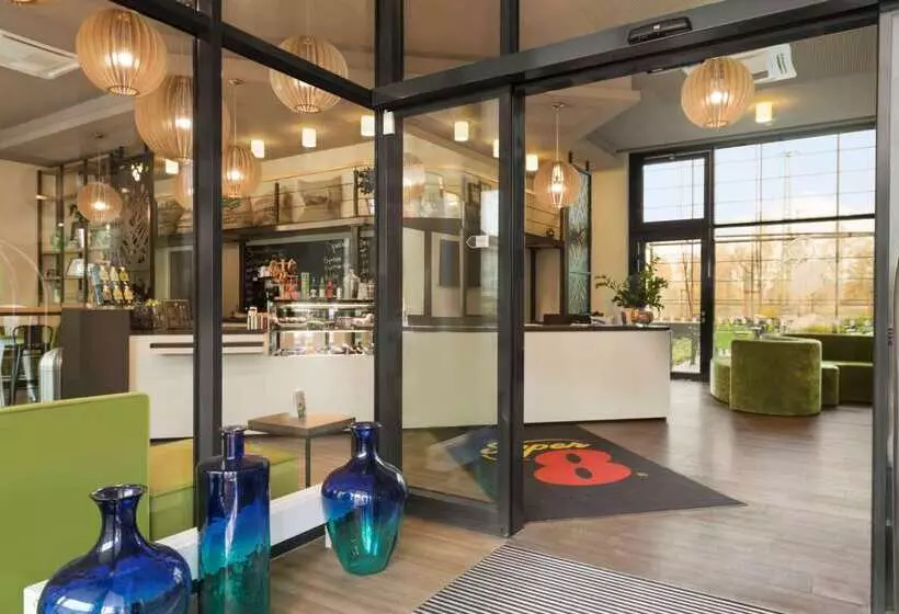 هتل Super 8 By Wyndham Munich City West