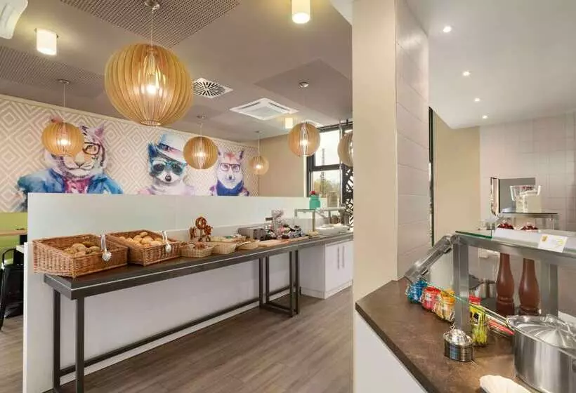 هتل Super 8 By Wyndham Munich City West