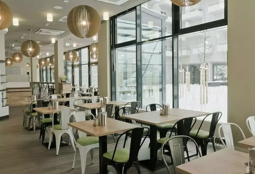 هتل Super 8 By Wyndham Munich City West