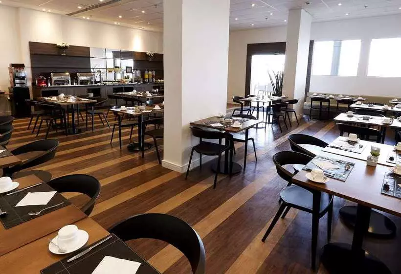 Hotelli Tulip Inn Itaguai