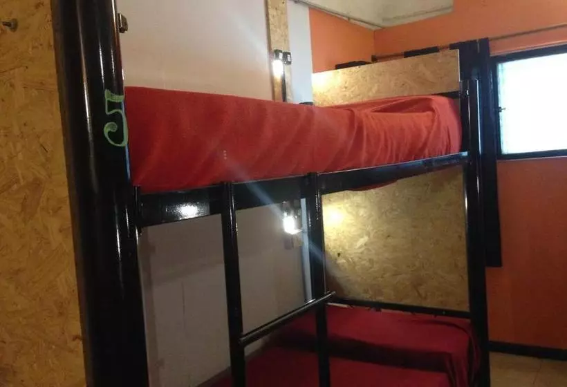La Lechuza Rosario Hostel