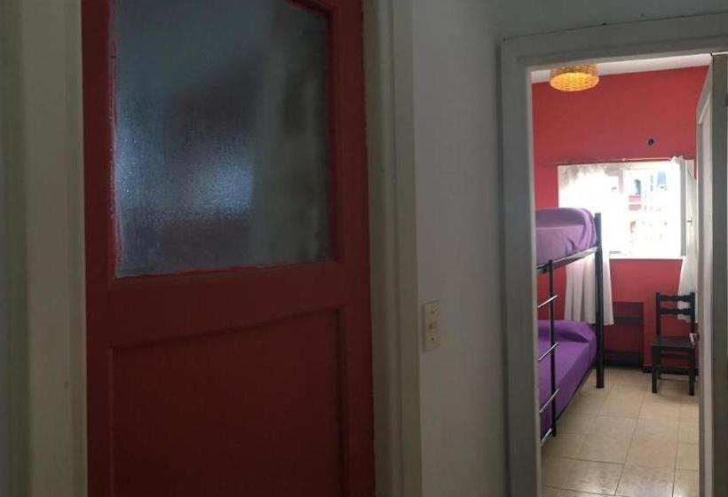 La Lechuza Rosario Hostel