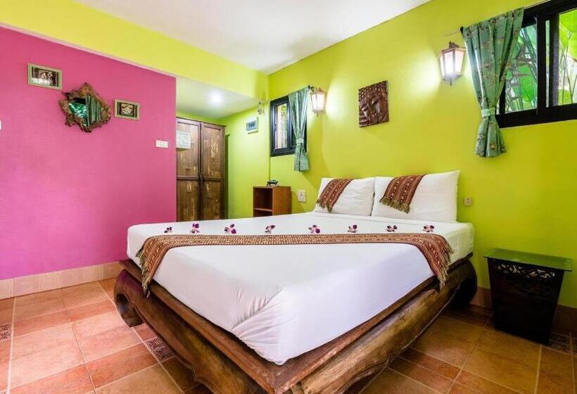 פנסיון Chez Charly Bungalow