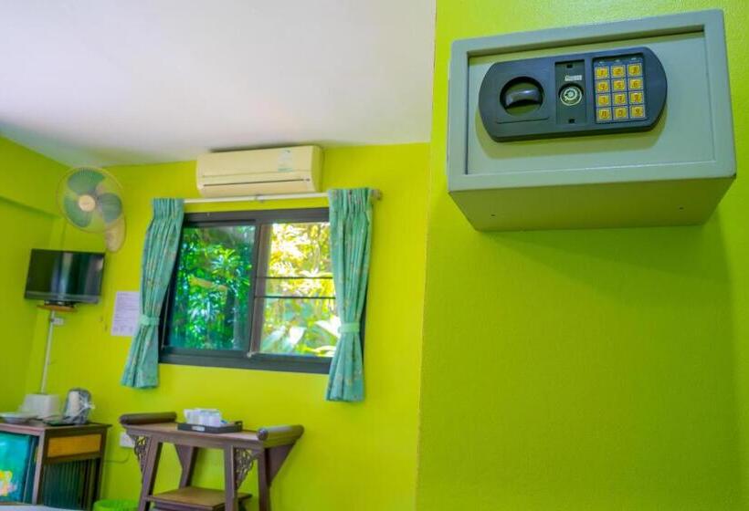 פנסיון Chez Charly Bungalow