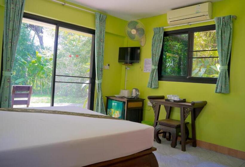 פנסיון Chez Charly Bungalow