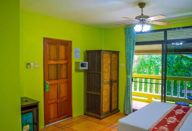 פנסיון Chez Charly Bungalow