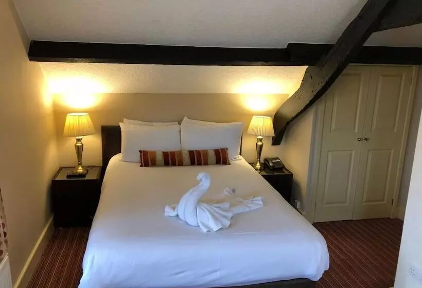 The George Hotel Stansted Airport