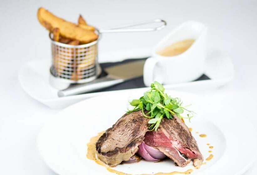 The George Hotel Stansted Airport