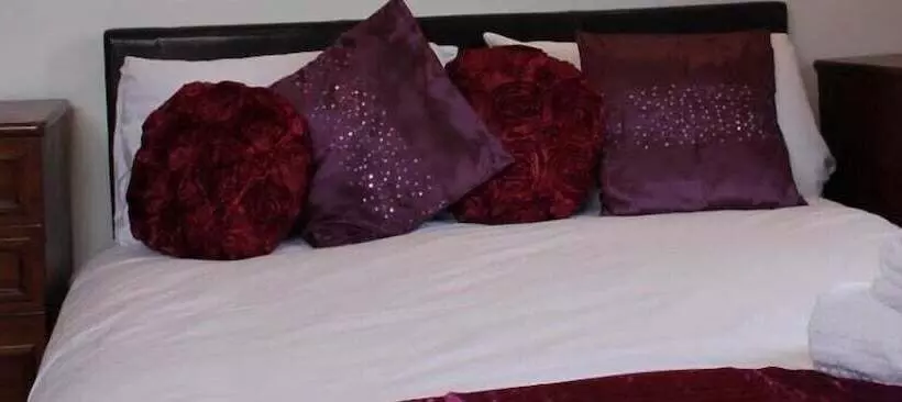 The George Hotel Stansted Airport