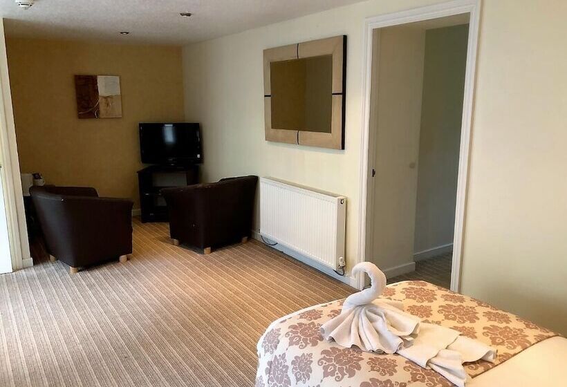 The George Hotel Stansted Airport