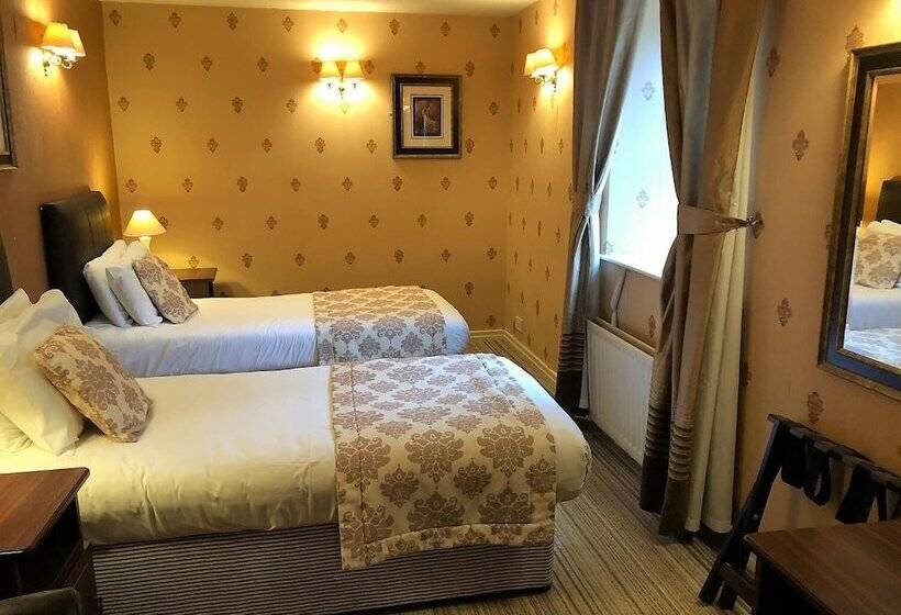 The George Hotel Stansted Airport