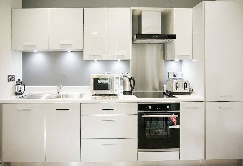 Coast & City Apartments