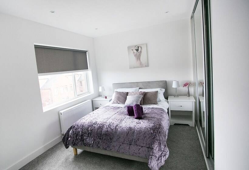 Coast & City Apartments