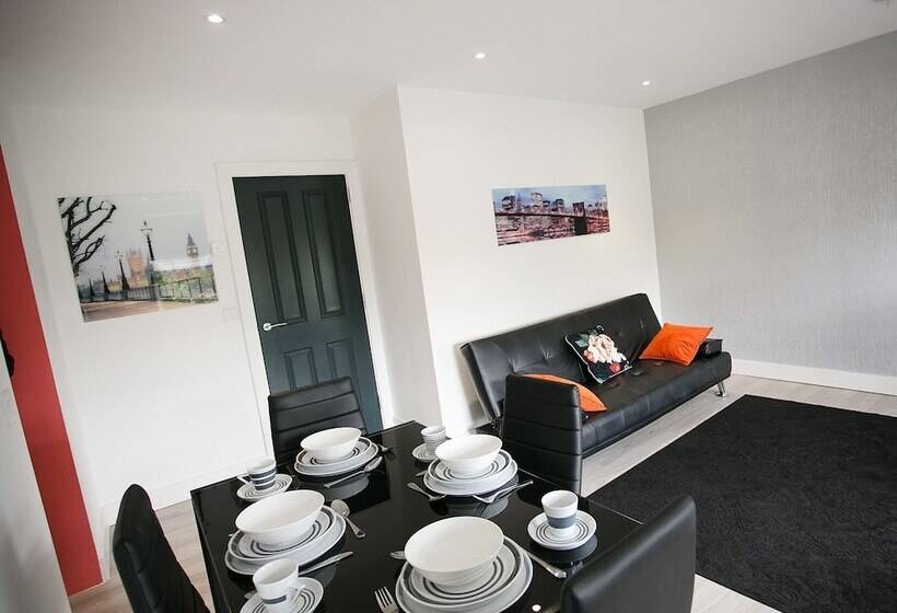 Coast & City Apartments