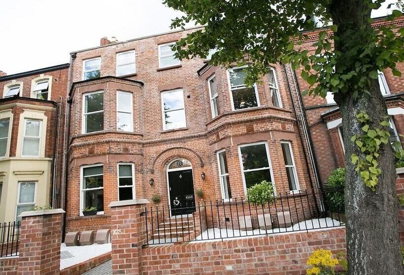 Coast & City Apartments