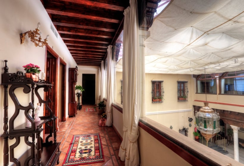 هتل Carmen de Los Chapiteles