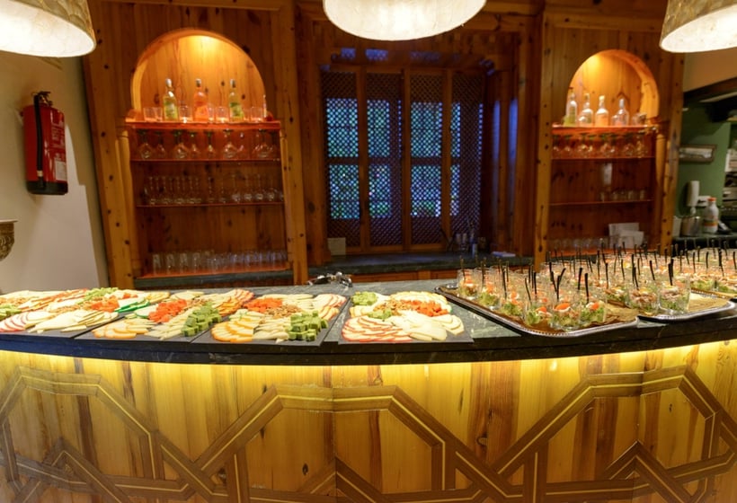 هتل Carmen de Los Chapiteles