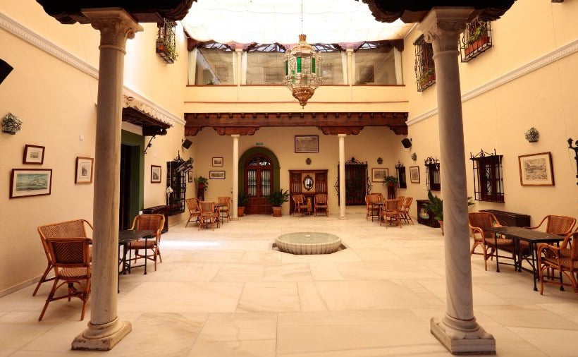 هتل Carmen de Los Chapiteles