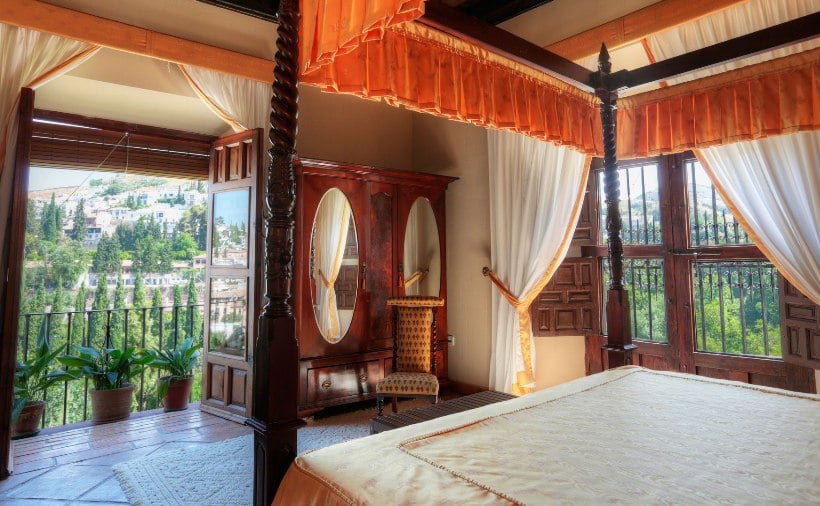 هتل Carmen de Los Chapiteles