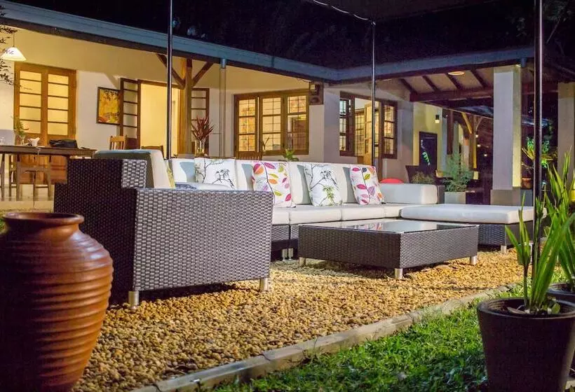 ホテル Ceylon Tea Bungalows