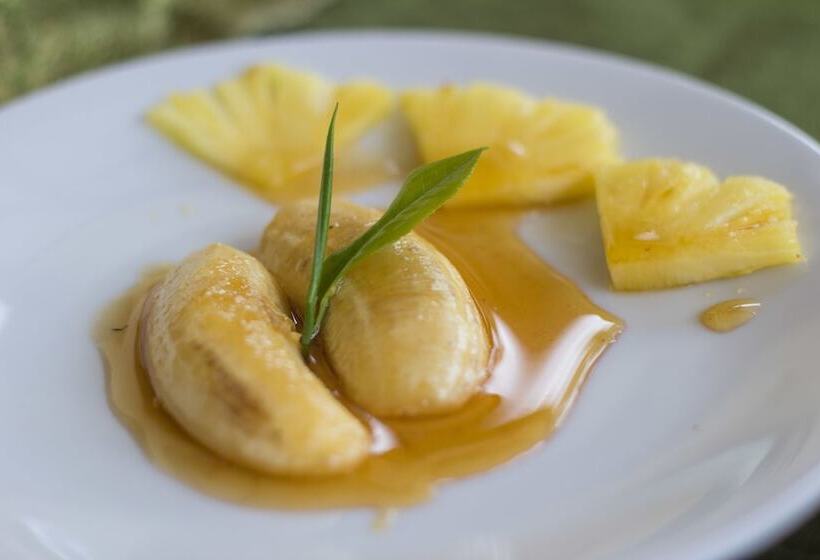 فندق Ceylon Tea Bungalows