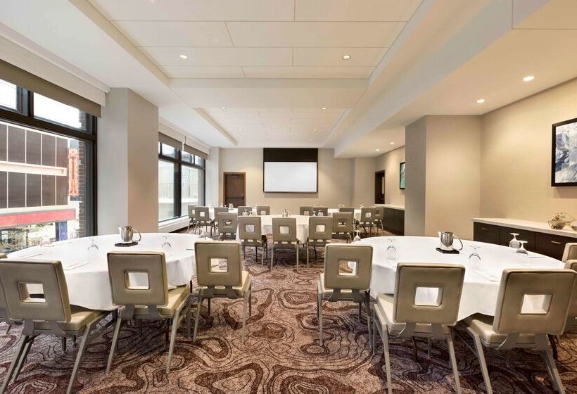 酒店 Embassy Suites By Hilton Minneapolis Downtown