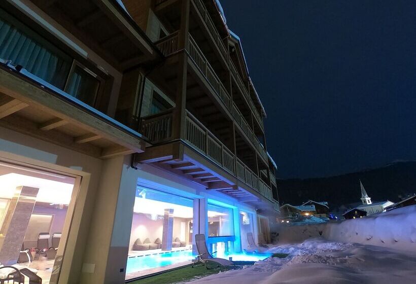 فندق Francesin Active