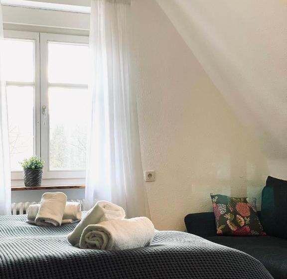 בית מלון כפרי & Restaurant Grüner Baum Merzhausen