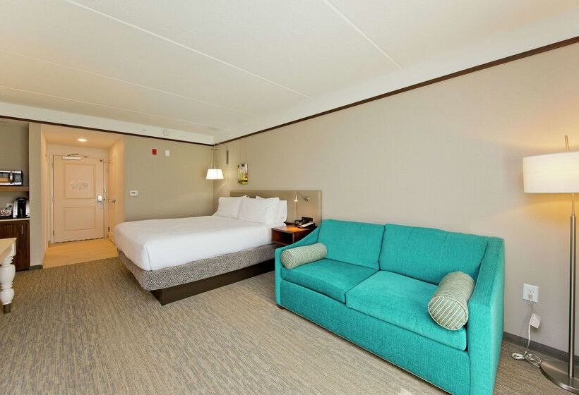 هتل Hilton Garden Inn Martinsburg