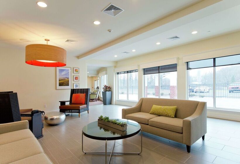 هتل Hilton Garden Inn Martinsburg