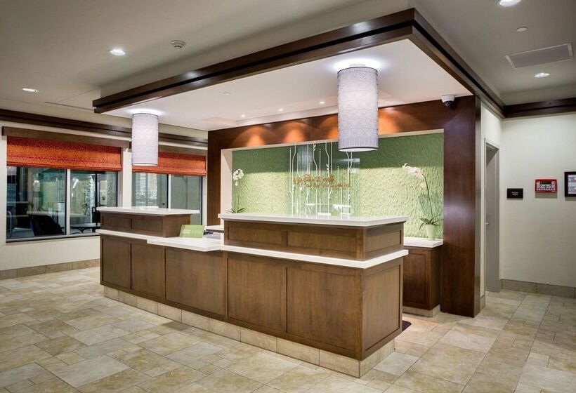 Отель Hilton Garden Inn North Houston Spring