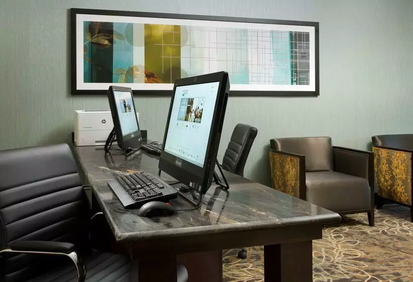 ホテル Homewood Suites By Hilton San Antonio Airport