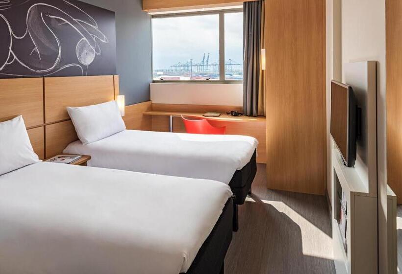 ホテル Ibis Santos Valongo