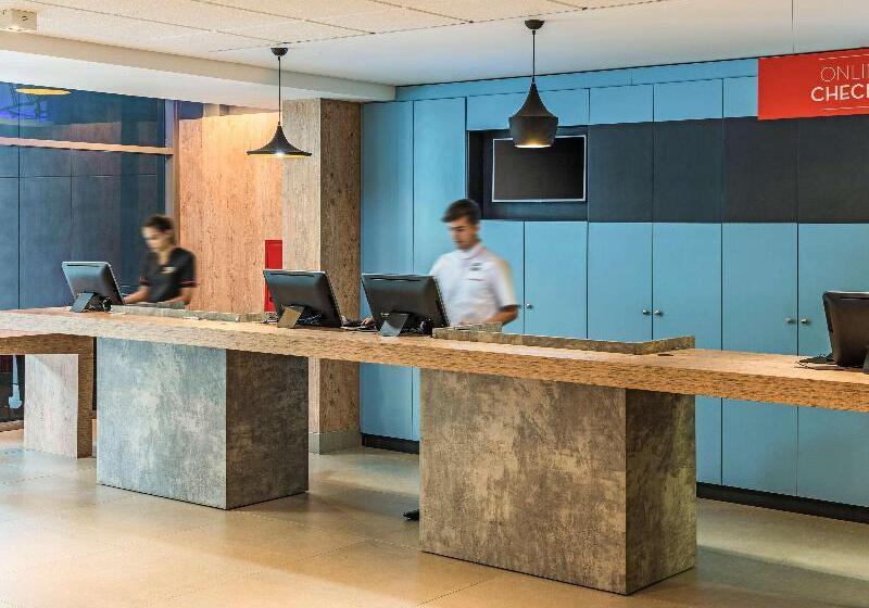 ホテル Ibis Santos Valongo