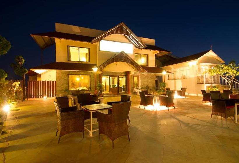 Hotelli One Earth Royale Boutique