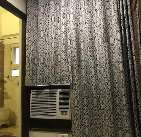 בית מלון כפרי Rainbow