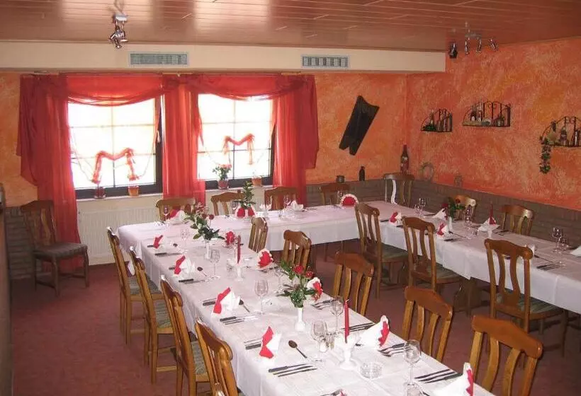 ホテル Restaurant Pfaelzer Stuben