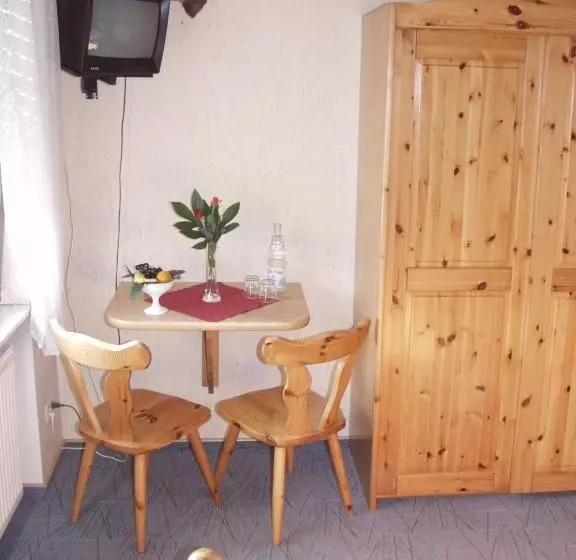 ホテル Restaurant Pfaelzer Stuben