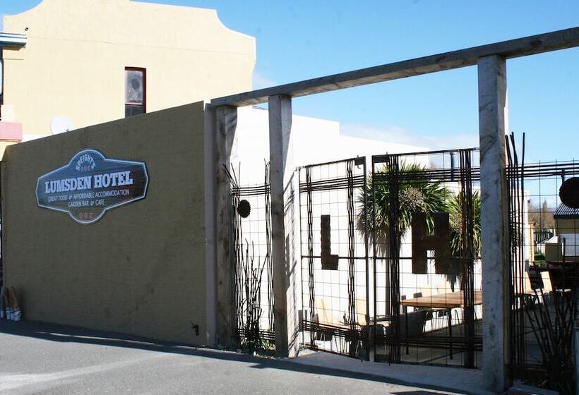 ホテル Lumsden
