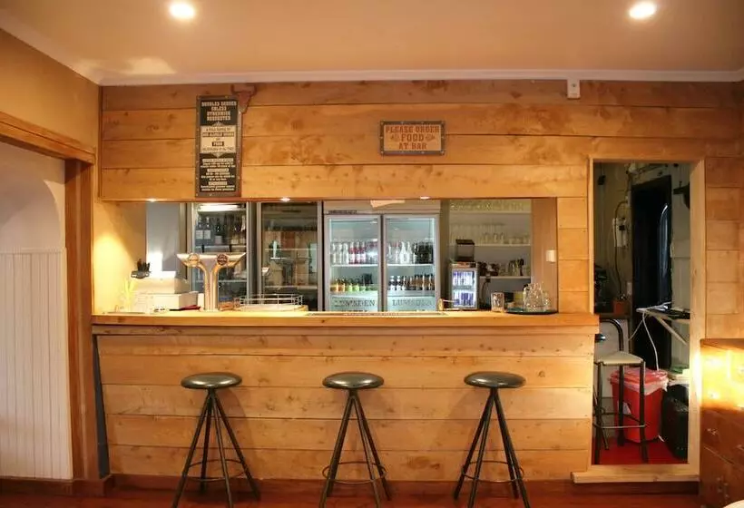The Old Railway Hotel Lumsden