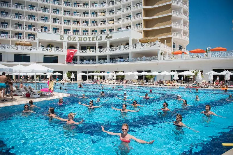 Oz Hotels Sui
