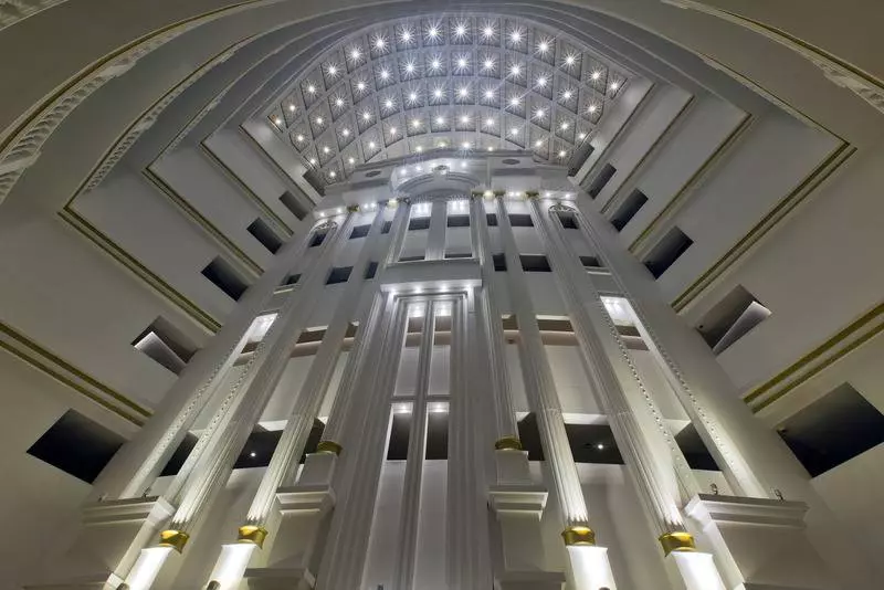 Oz Hotels Sui