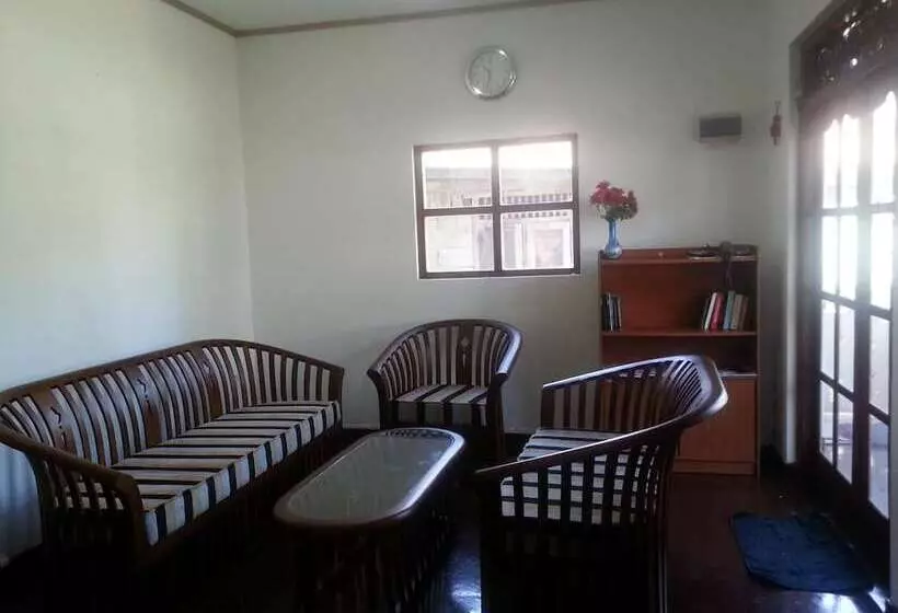 ペンション Saman Homestay