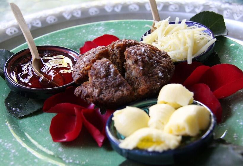 膳宿费 Moroccan House