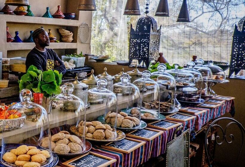 膳宿费 Moroccan House