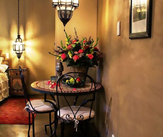 膳宿费 Moroccan House