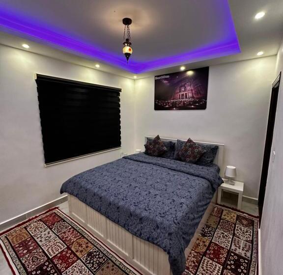 تختخواب و صبحانه Petra Desert Dream