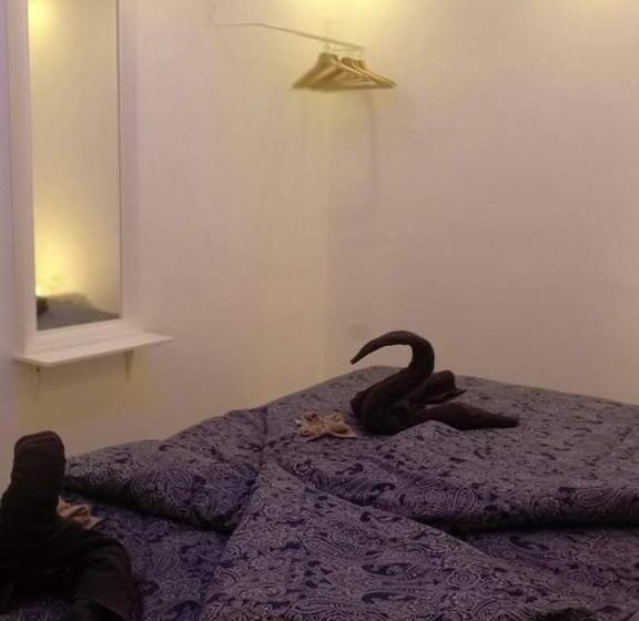 تختخواب و صبحانه Petra Desert Dream